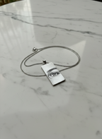 Dije collar grabado de mirada realista personalizado